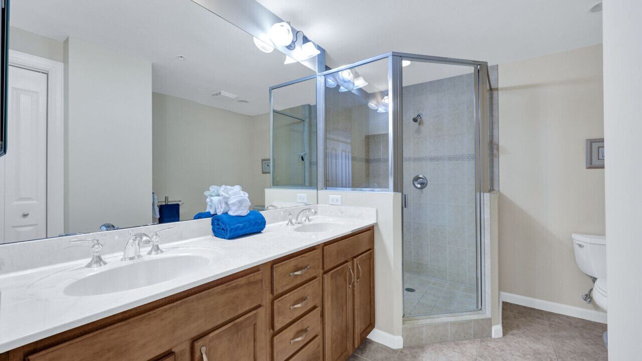 Photo of Bathroom in Cape Harbour