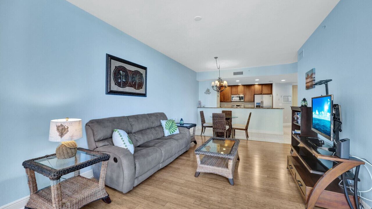 Photo of Livingroom in Cape Harbour