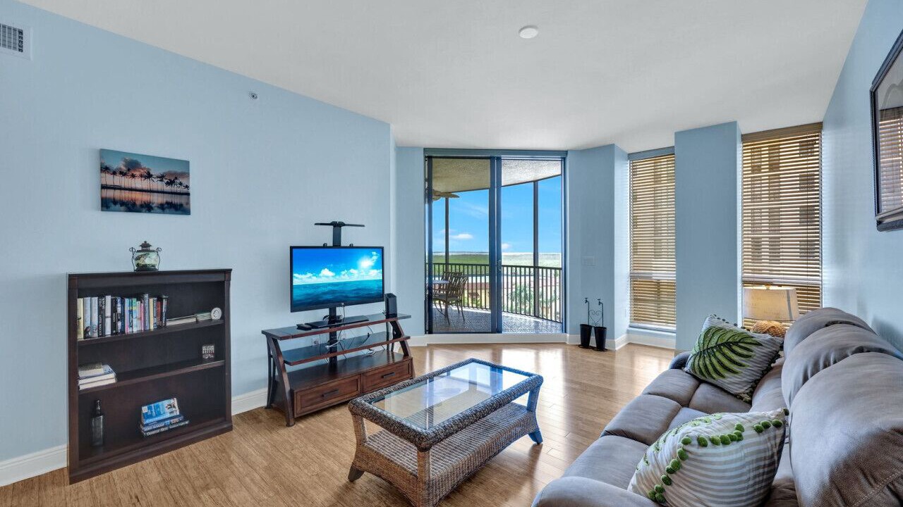 Photo of Livingroom in Cape Harbour