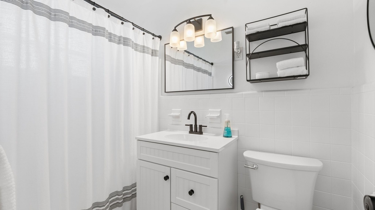Photo of Bathroom in North Port