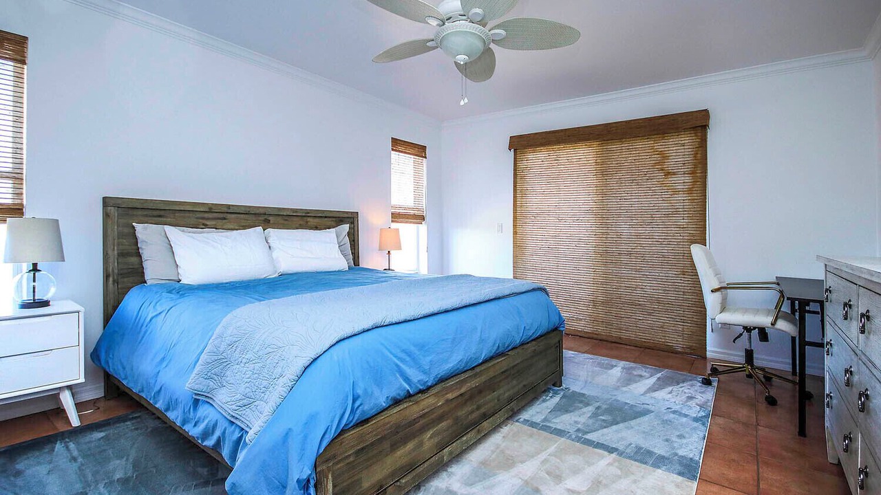 Photo of Bedroom in East Rocks