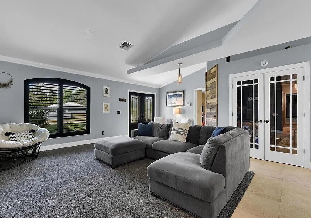 Photo of Livingroom in Parkdale
