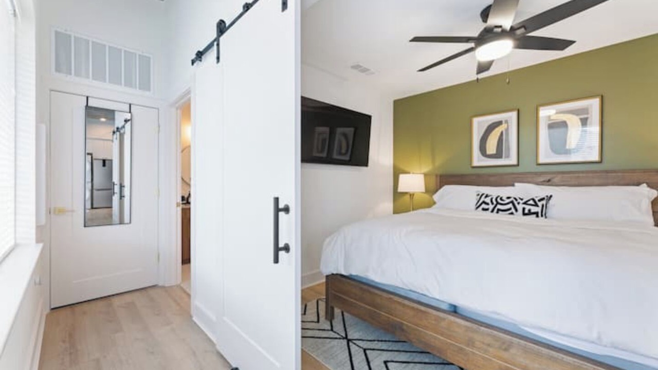 Photo of Bedroom in Virginia Highland
