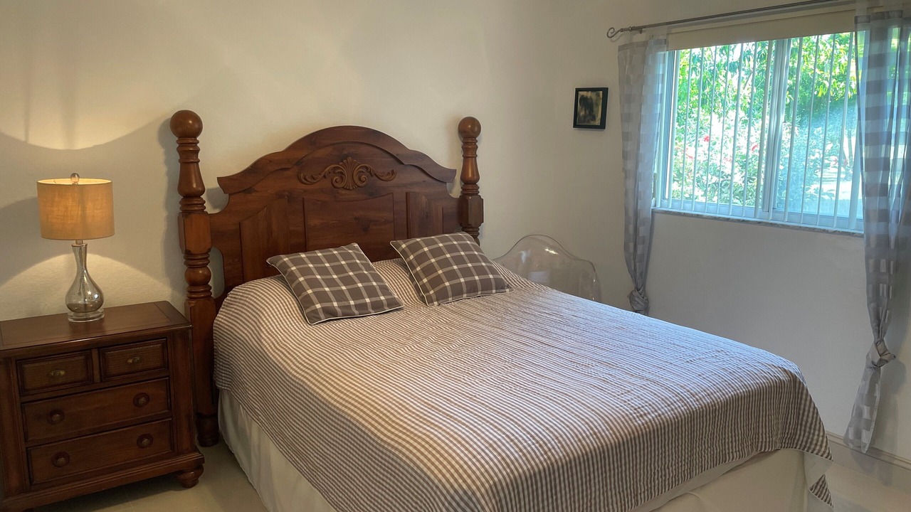 Photo of Bedroom in Joel