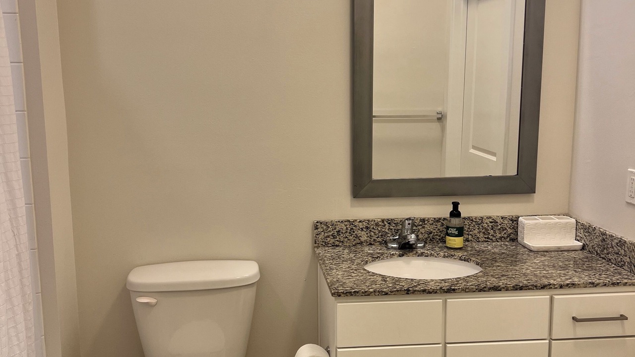 Photo of Bathroom in Davie