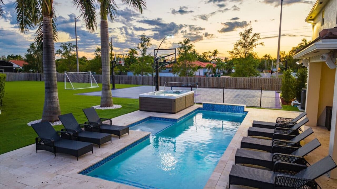Photo of Outdoor in Ludlam