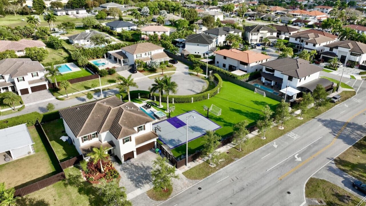 Photo of Outdoor in Ludlam