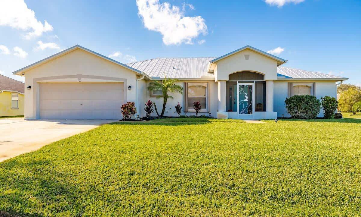 Photo of Outdoor in Sebastian Highlands