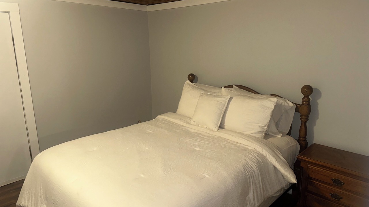 Photo of Bedroom in Grand Ridge