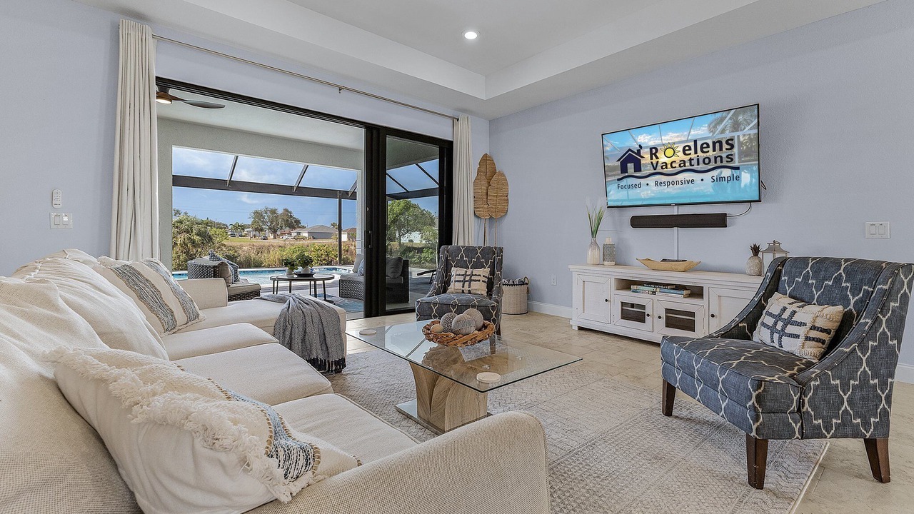 Photo of Livingroom in Diplomat