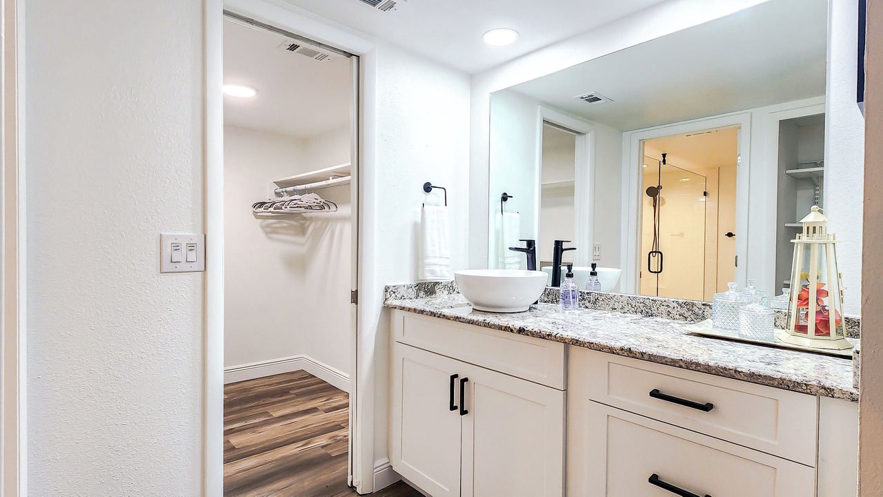 Photo of Bathroom in Seminole