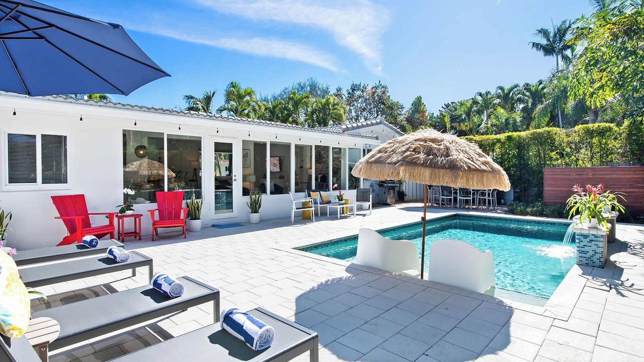 Photo of Outdoor in Poinsettia Heights