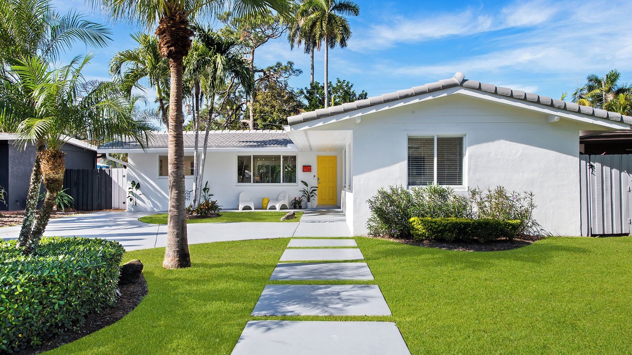 Photo of Outdoor in Poinsettia Heights