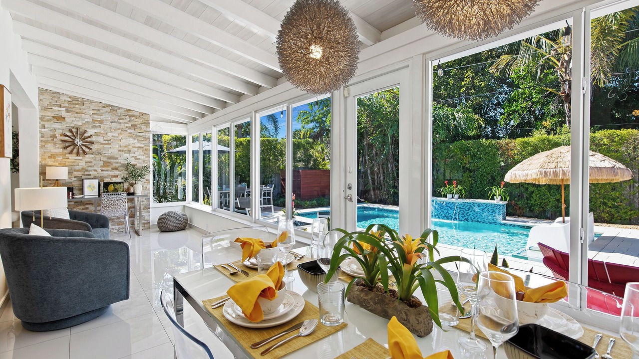 Photo of Others in Poinsettia Heights