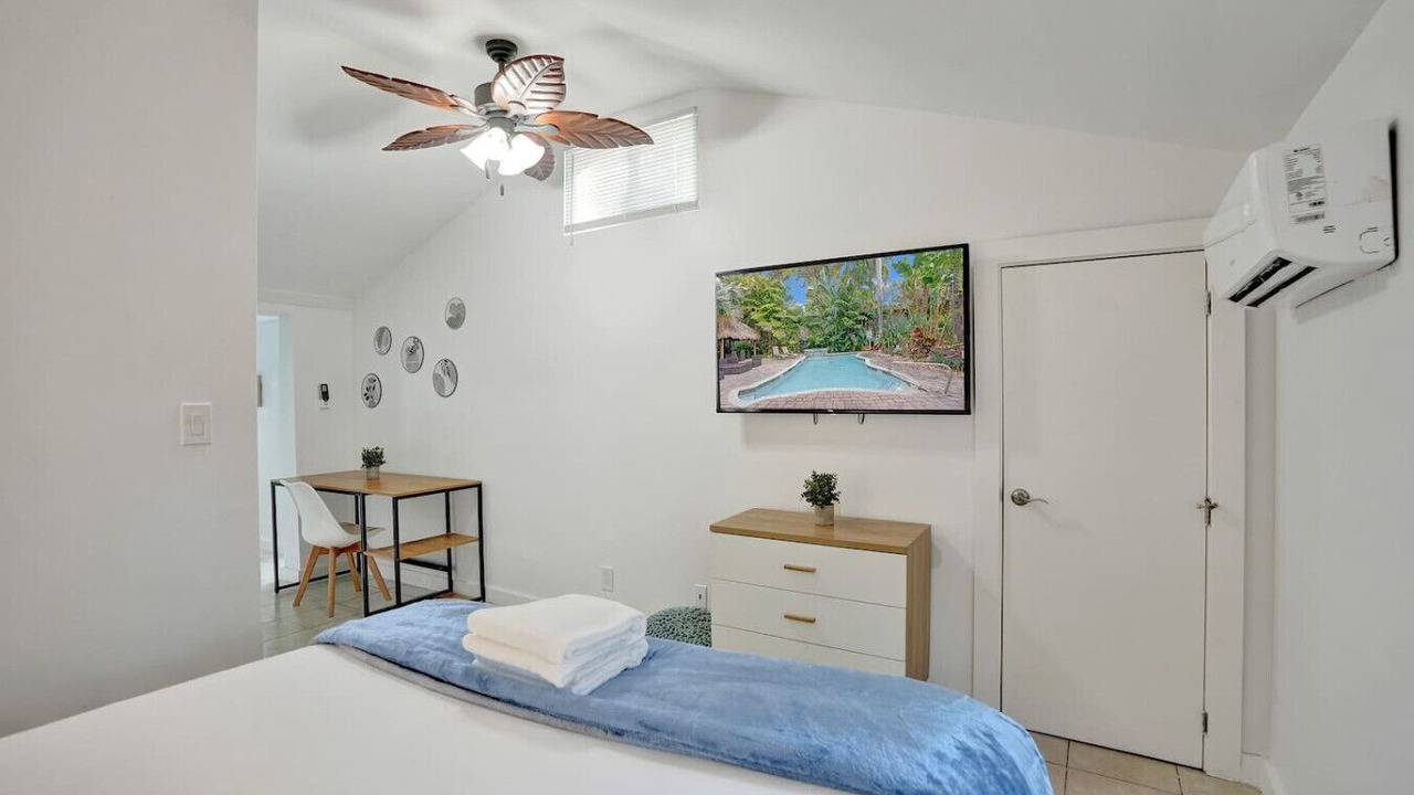 Photo of Bedroom in Sailboat Bend