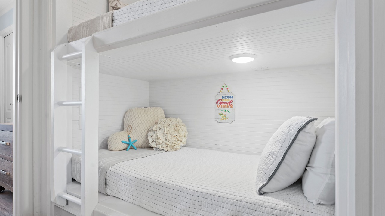 Photo of Bedroom in Sugar Beach