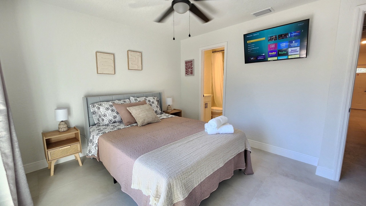 Photo of Bedroom in Lake St. George