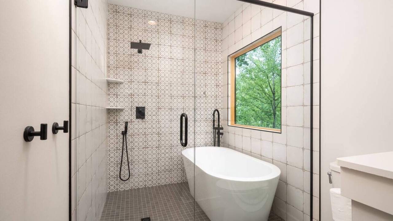 Photo of Bathroom in Waynesville