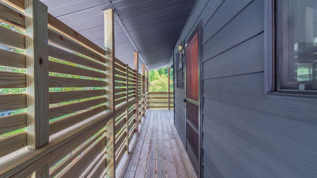Photo of Outdoor in Weeki Wachee Gardens