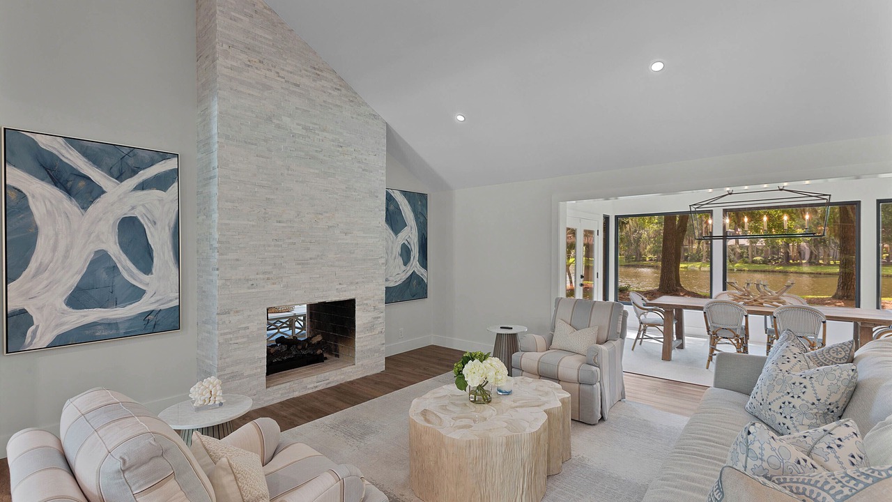 Photo of Livingroom in Palm Valley