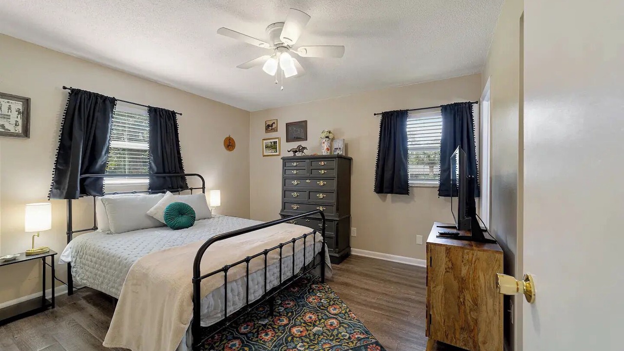 Photo of Bedroom in Fort King District