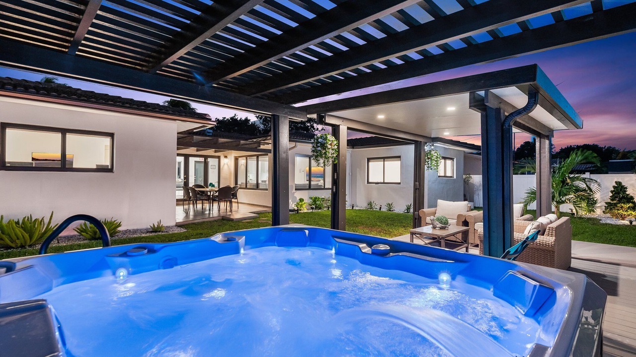 Photo of Patio Balcony in Hallandale Beach