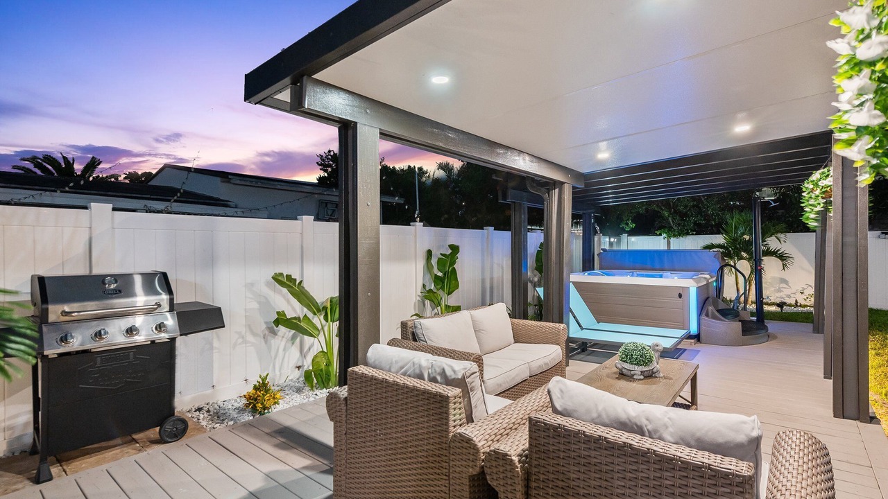 Photo of Patio Balcony in Hallandale Beach