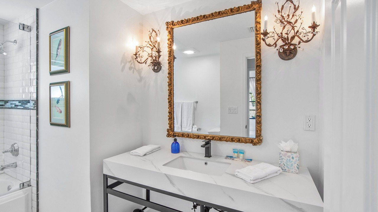 Photo of Bathroom in Isles of Capri