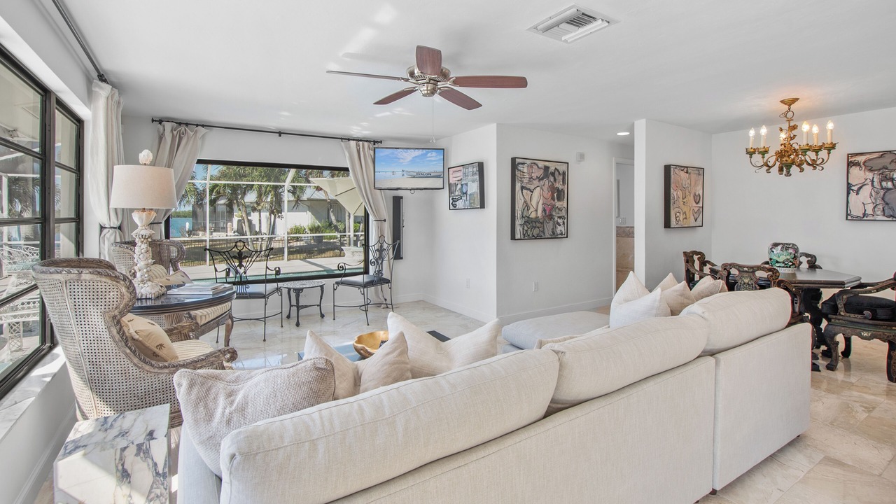 Photo of Bedroom in Isles of Capri