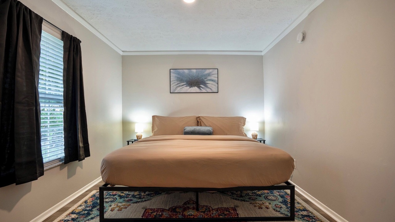 Photo of Bedroom in Lakeshore South