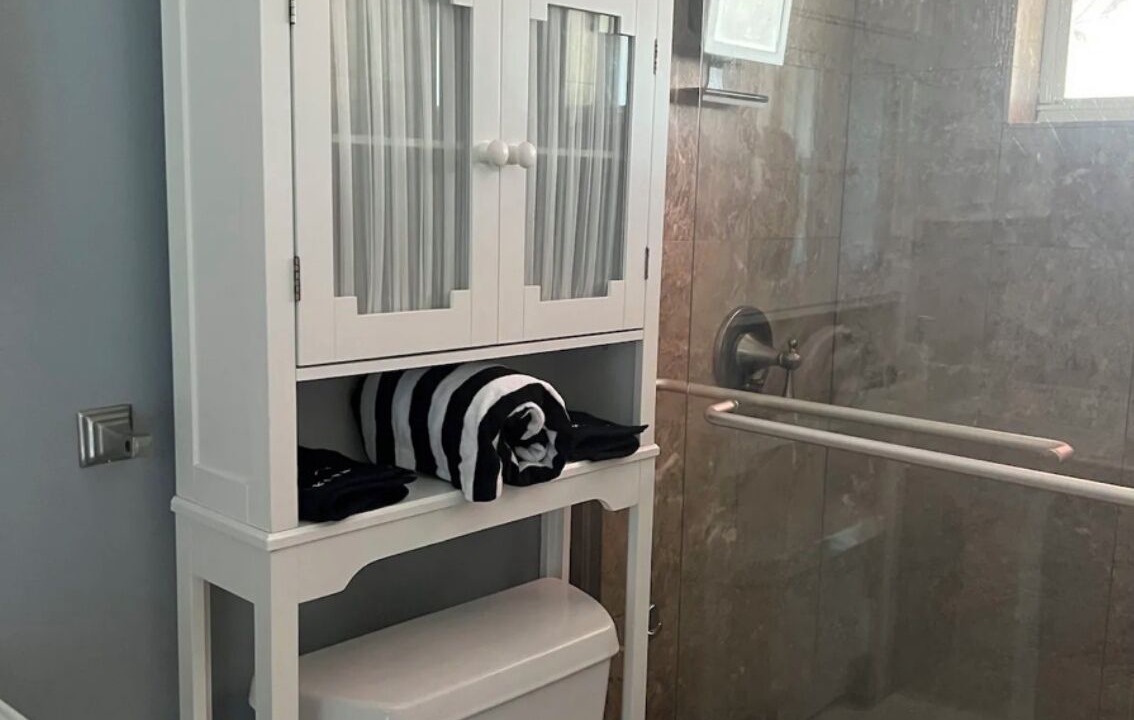 Photo of Bathroom in Olympia Heights