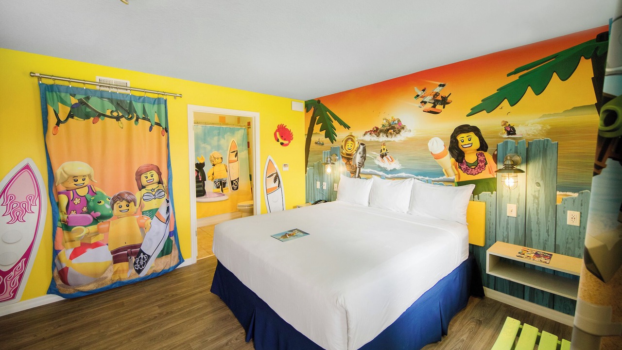 Photo of Bedroom in Cypress Gardens