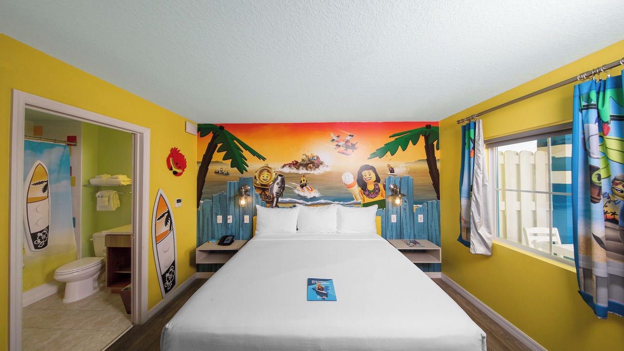 Photo of Bedroom in Cypress Gardens