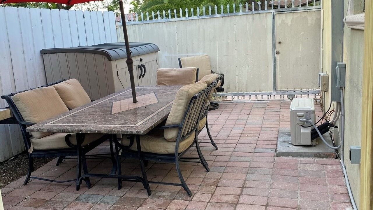 Photo of Outdoor in Ludlam