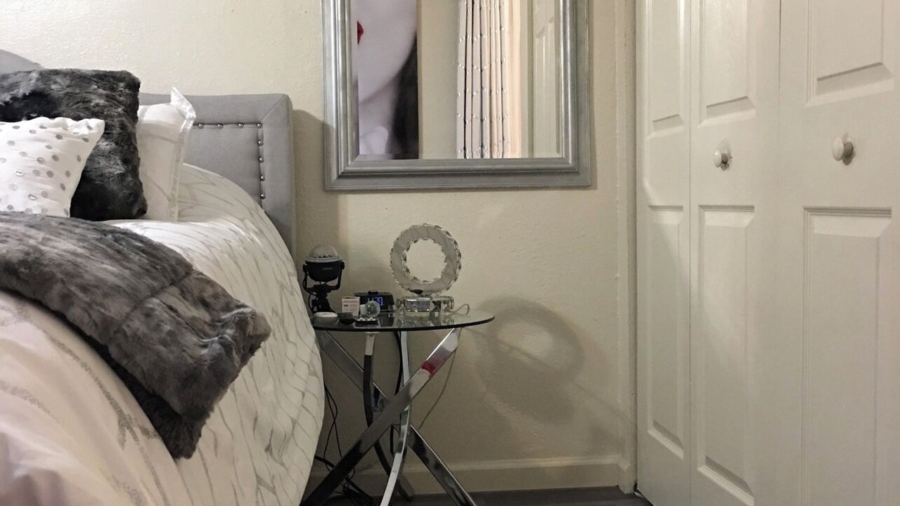 Photo of Bedroom in Ludlam