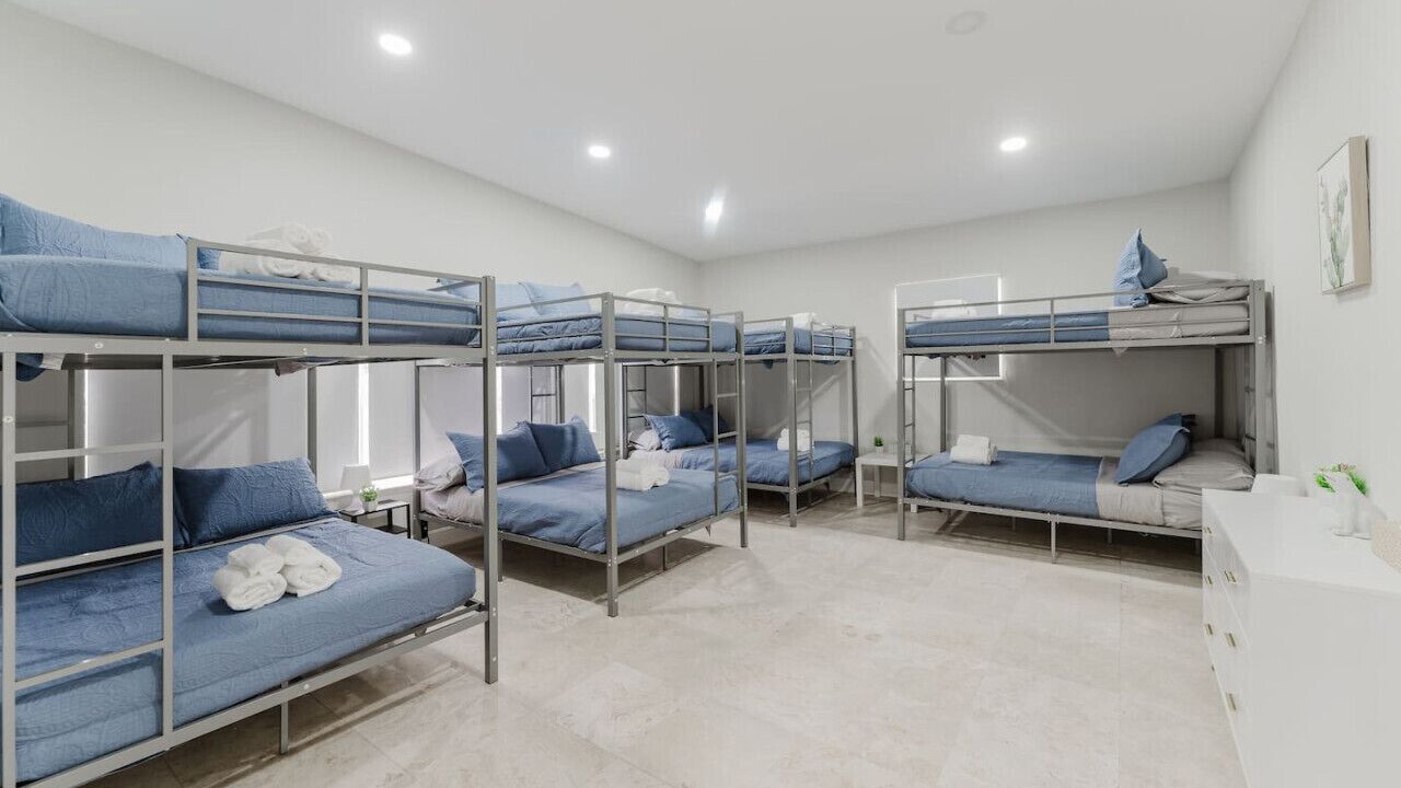 Photo of Bedroom in North Miami Beach