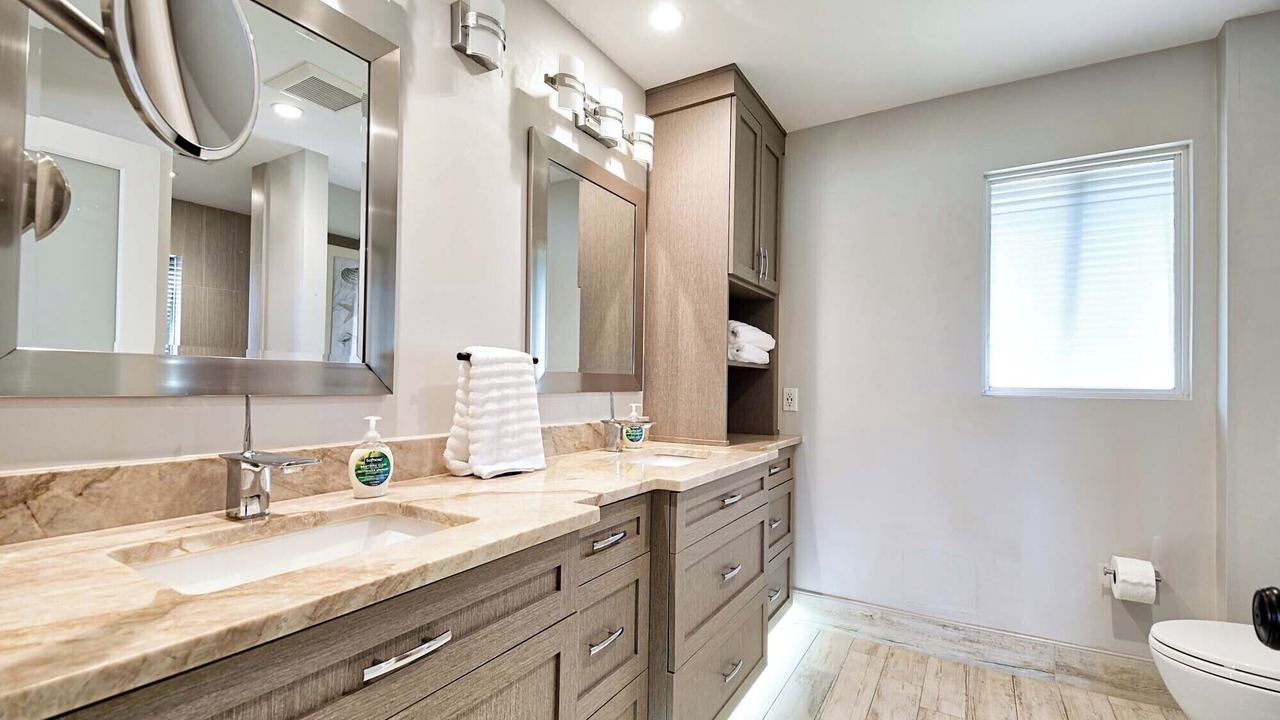 Photo of Bathroom in Isles of Capri