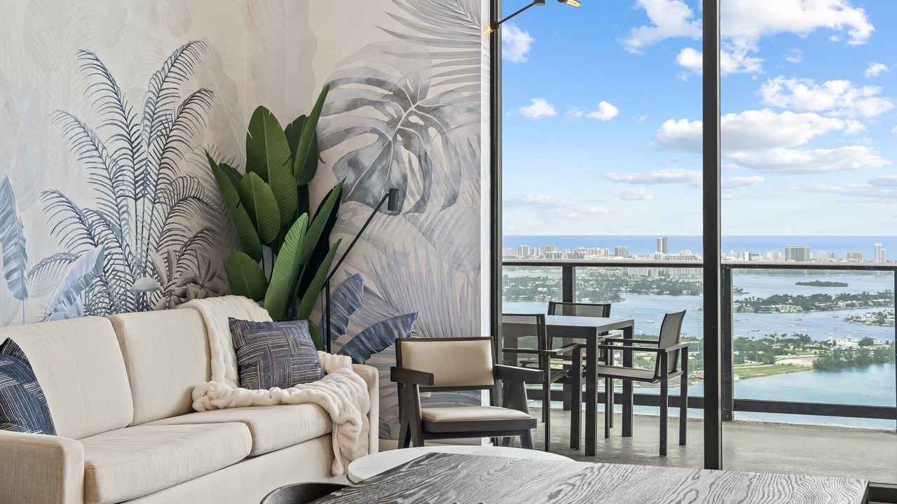 Photo of Livingroom in Overtown