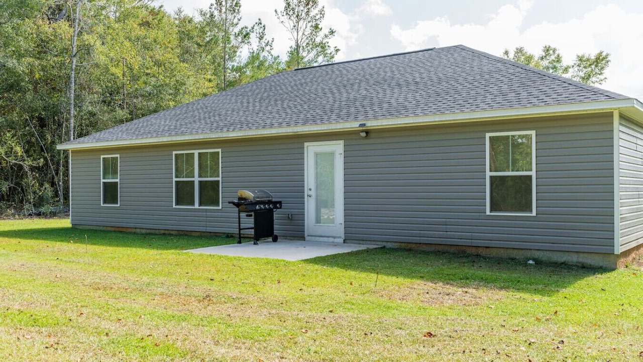 Photo of Outdoor in De Funiak Springs