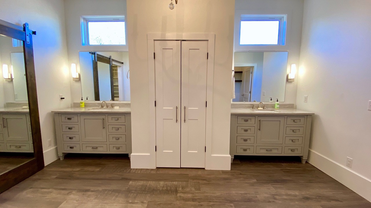 Photo of Bathroom in Greenville Downtown