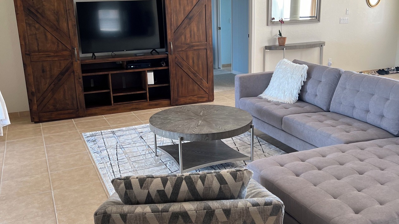 Photo of Livingroom in Pine Valley