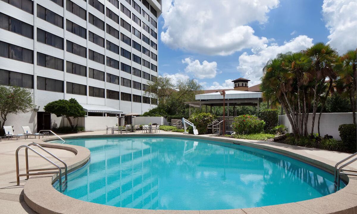 Photo of Outdoor in Carver City - Lincoln Gardens