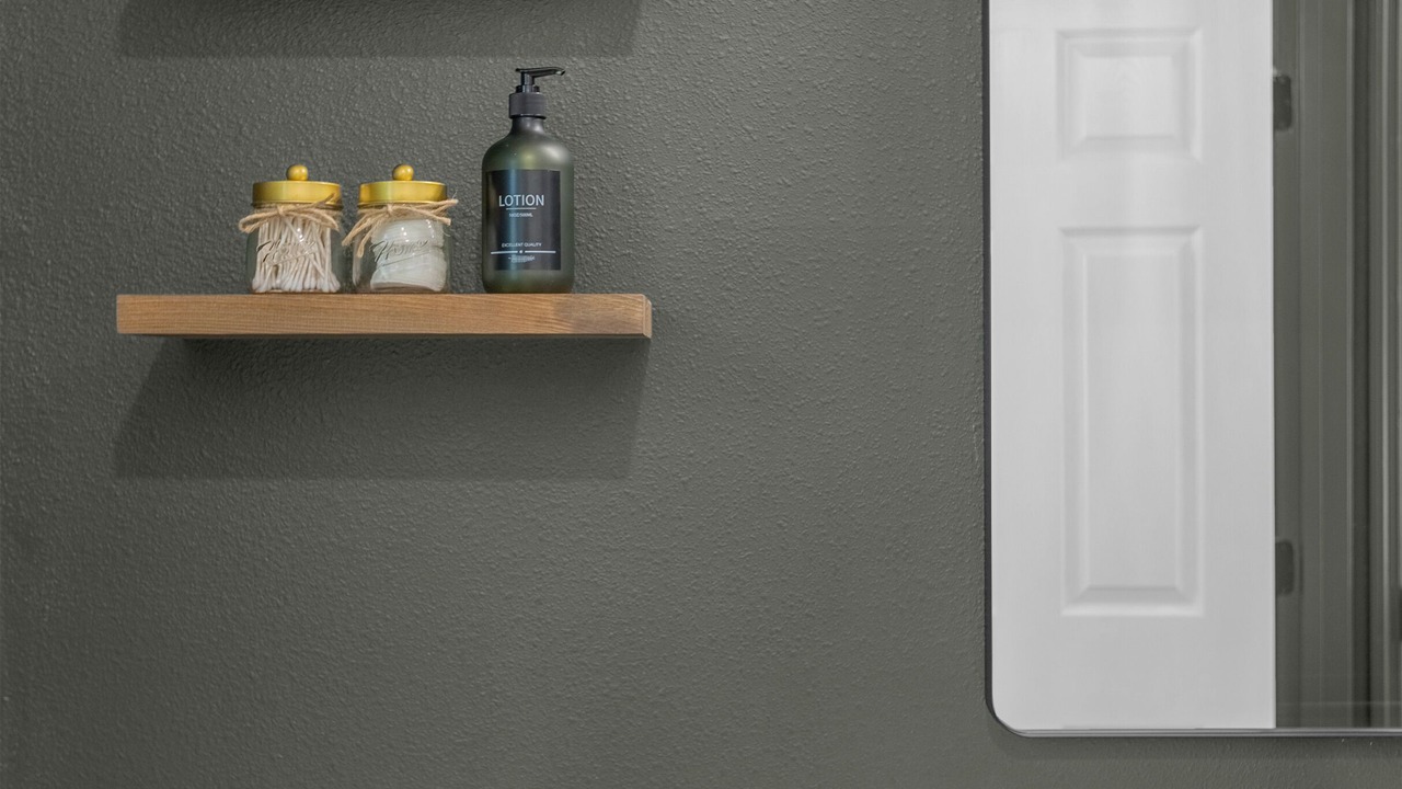 Photo of Bathroom in Lake Davis - Greenwood