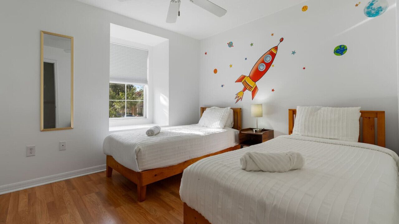 Photo of Bedroom in Crestwynd Bay