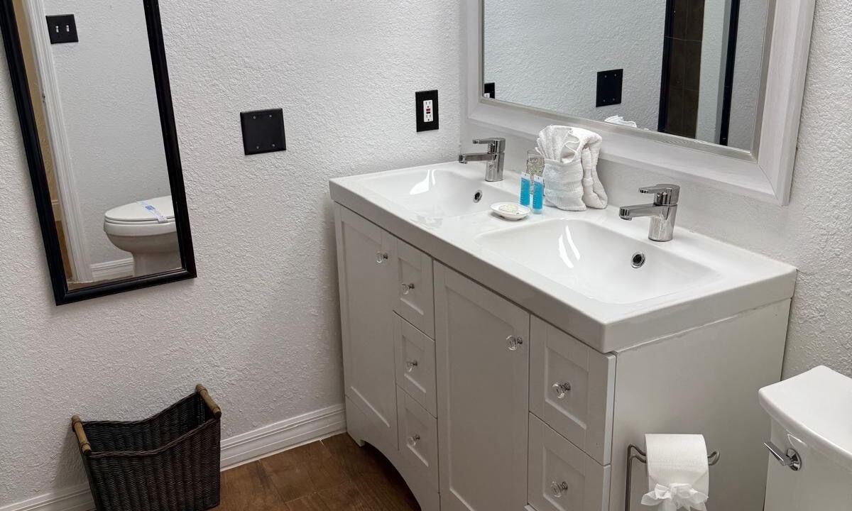 Photo of Bathroom in Cypress Gardens