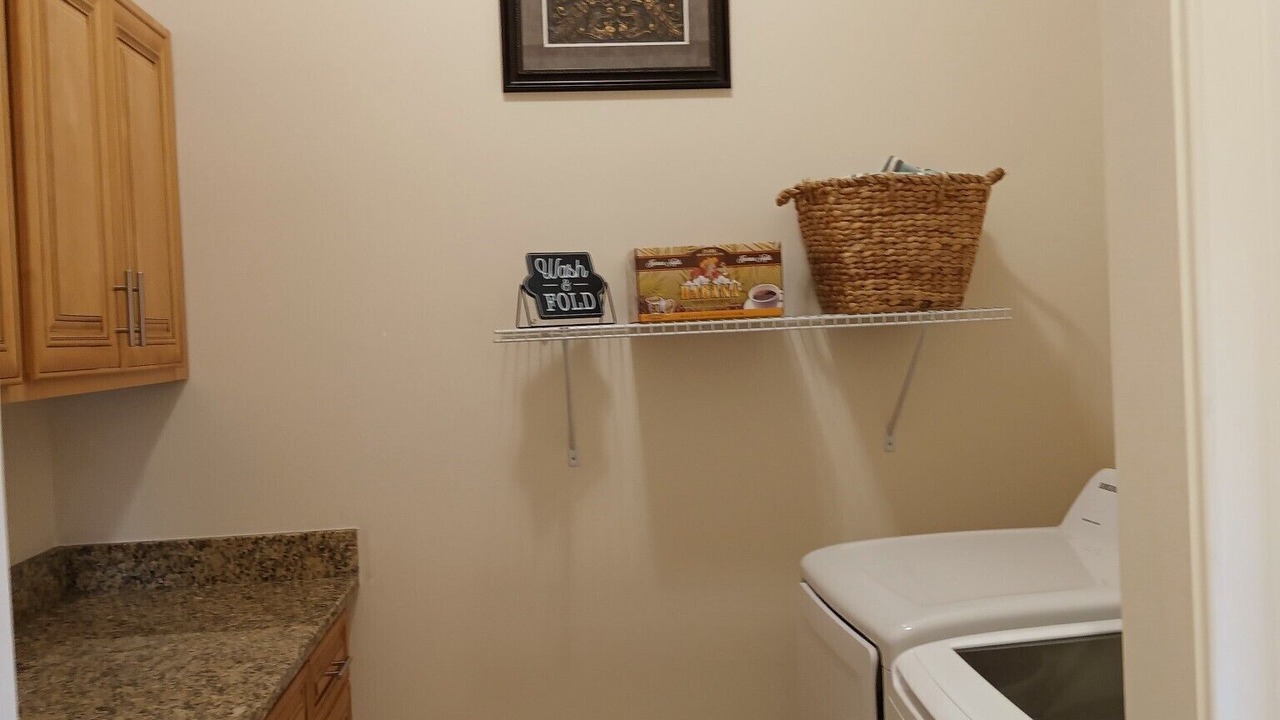Photo of Bathroom in San Carlos Park