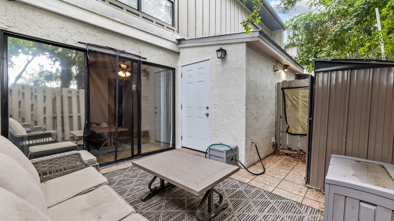 Photo of Patio Balcony in South Gate Ridge