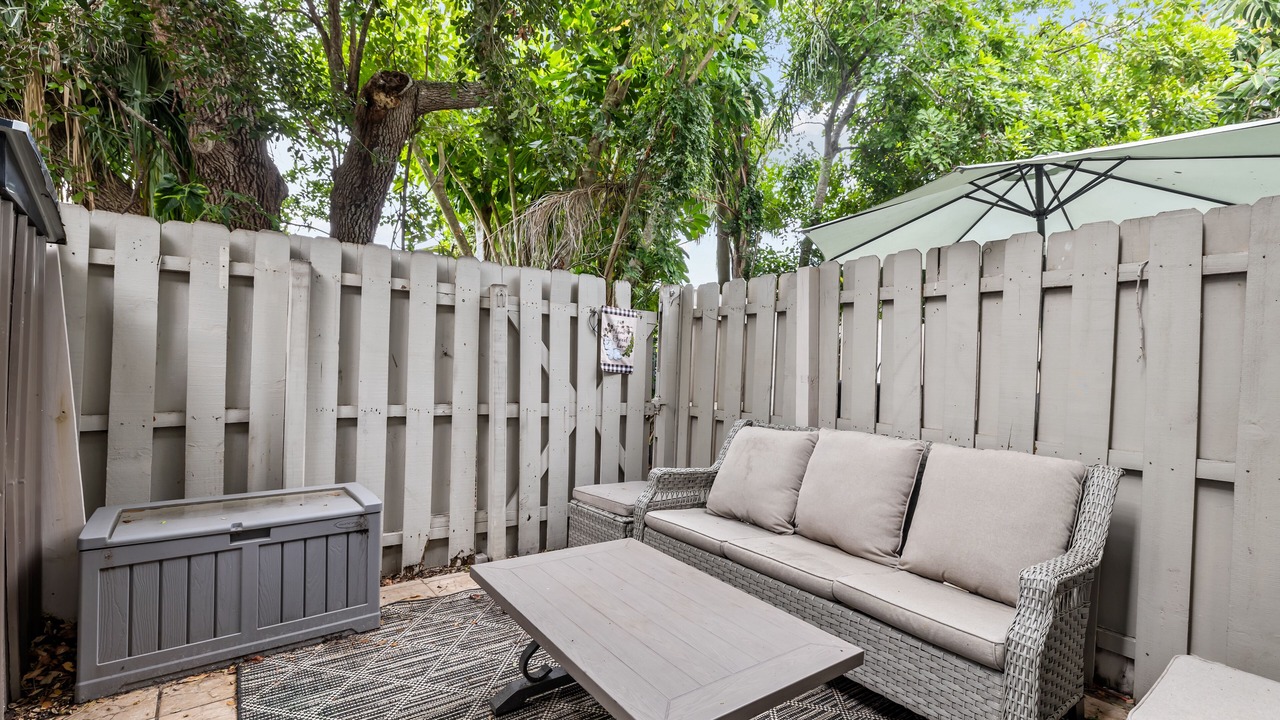 Photo of Patio Balcony in South Gate Ridge