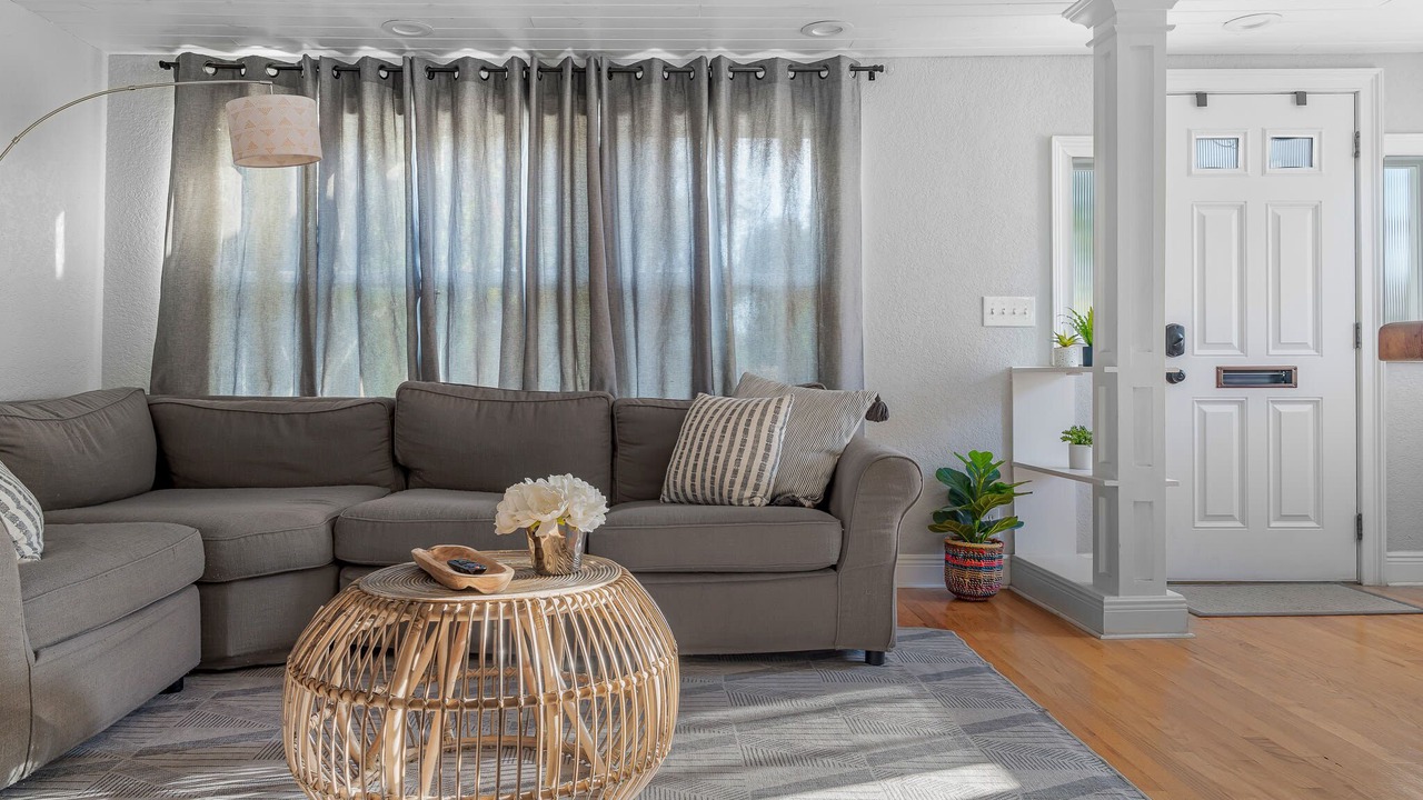 Photo of Livingroom in College Park