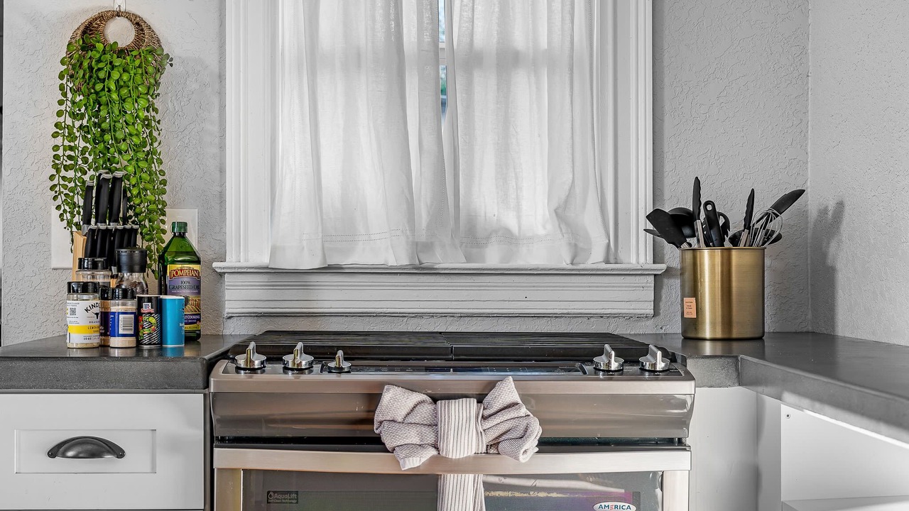 Photo of Kitchen in College Park